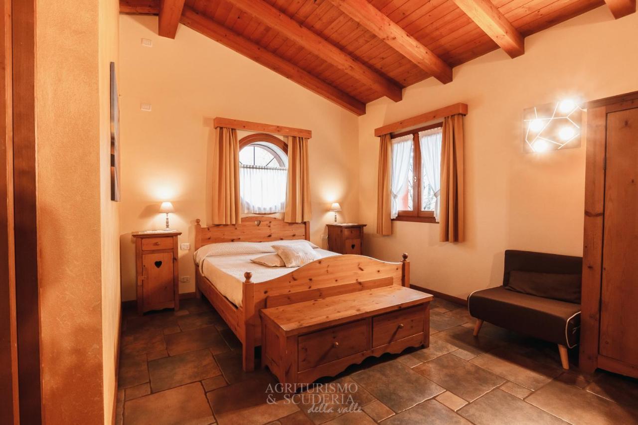 Valsecca Agriturismo Scuderia Della Valle מראה חיצוני תמונה